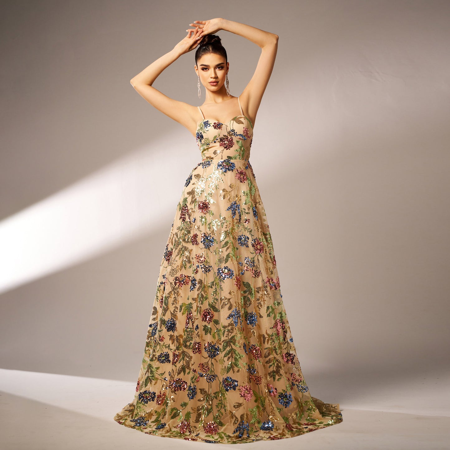 Elegant Sleeveless Long Dress For Women